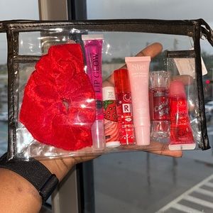 Strawberry lip care bagey